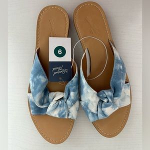 Denim sandals- Universal Thread